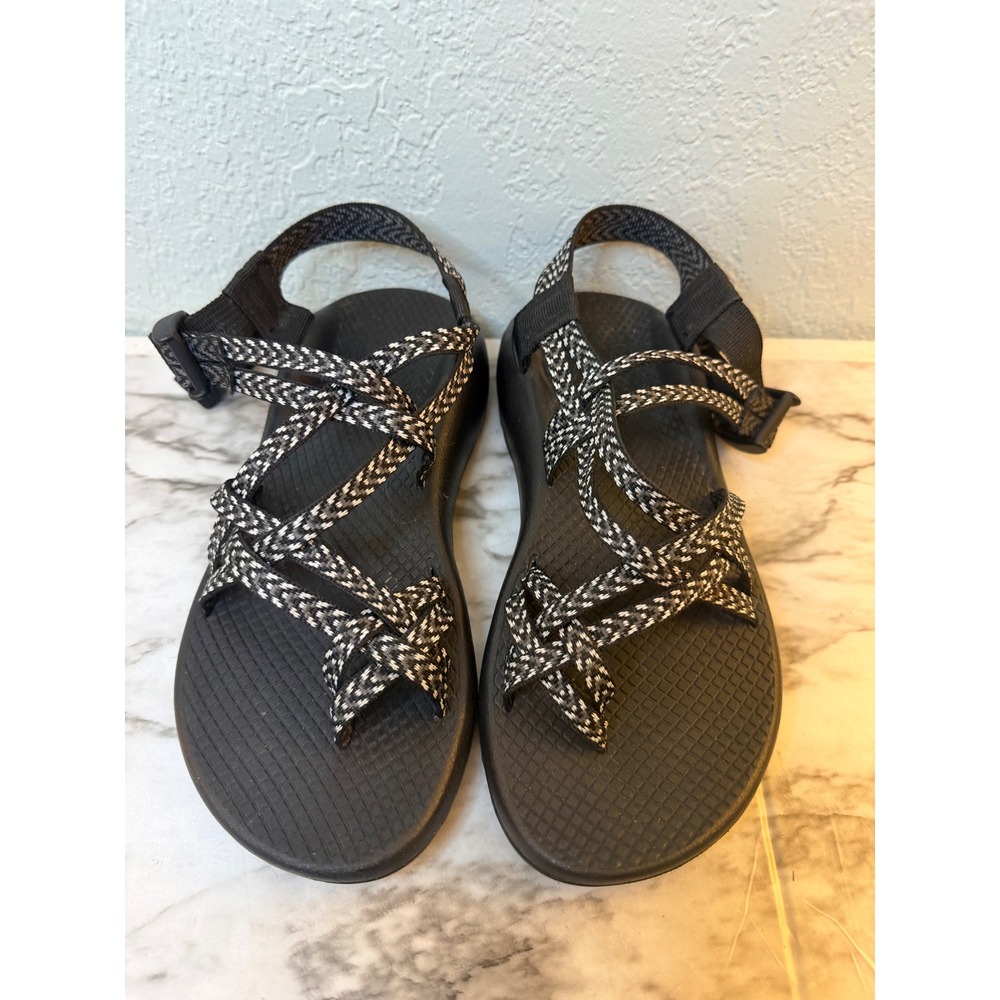 Chaco Womens Z/Cloud 2 Sandals Black White Double Strap Toe Loop Size 7 J106266